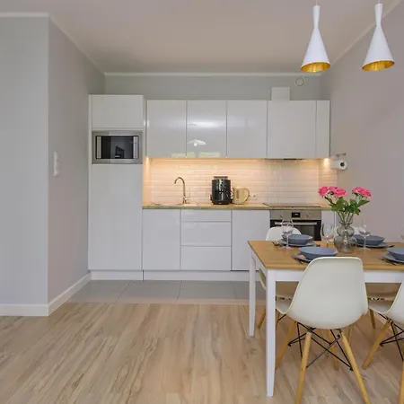 Nadmorze, Sun & Snow Lägenhet *